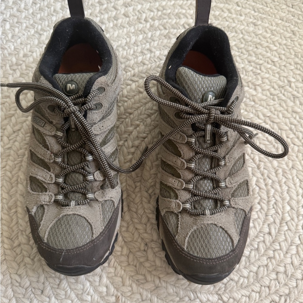 Merrell Hiking Boots Vibram Sole